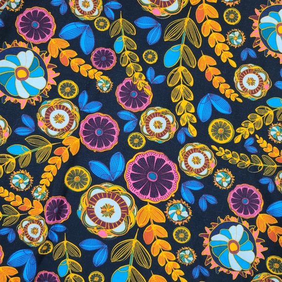 NOT FOR SALE Lularoe Perfect T Shirt Top Sz L - Picture 4 of 12